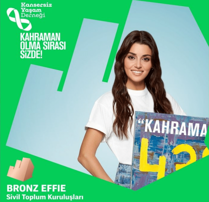 Effie Ödüllü “Kahraman”