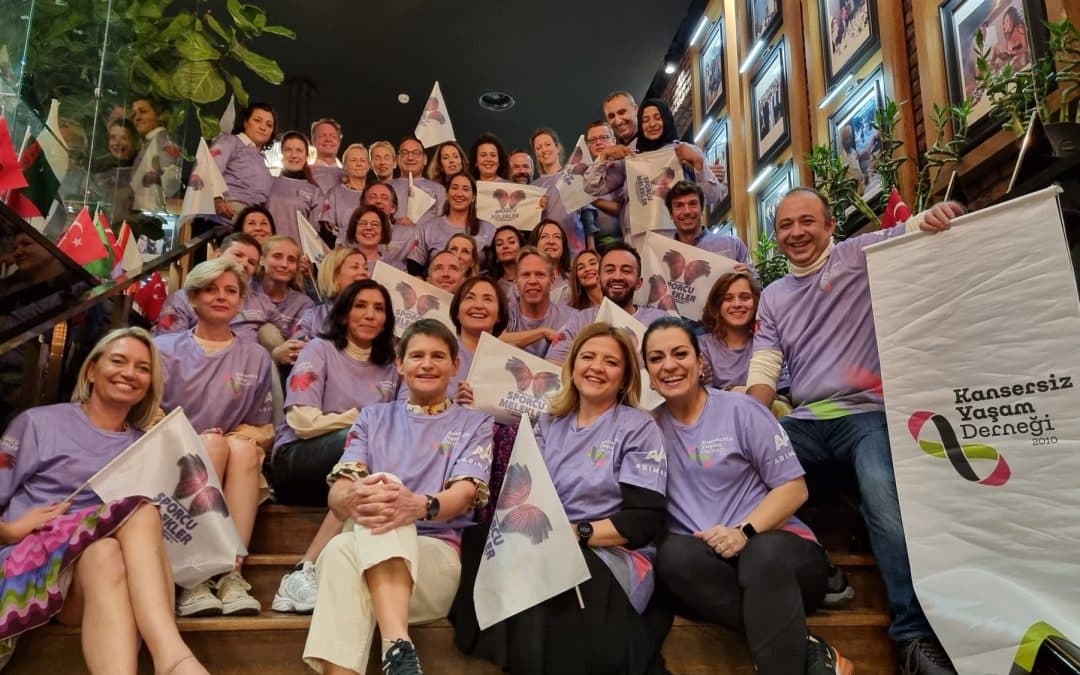 N Kolay İstanbul Maratonu’nda Sporcu Meleklerimiz Kansersiz Yaşam Derneği Adına Koştu