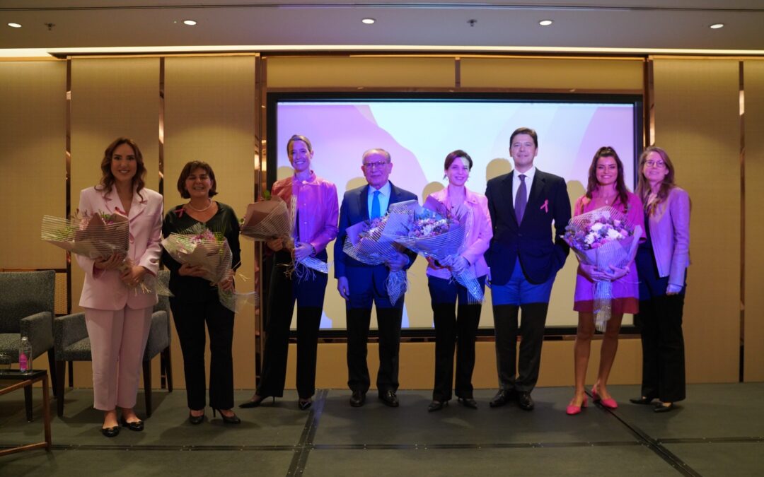 DESA ile “Dokun Hayata Tutun” Diyerek Meme Kanserine Dikkat Çektik